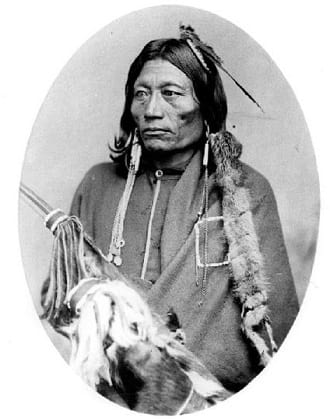 Essa queta Plains Apache Chief